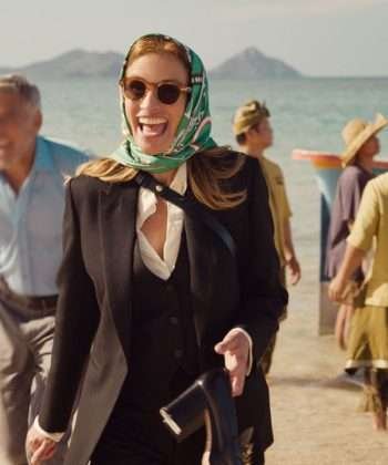 Julia Roberts Ticket to Paradise Georgia Black Blazer