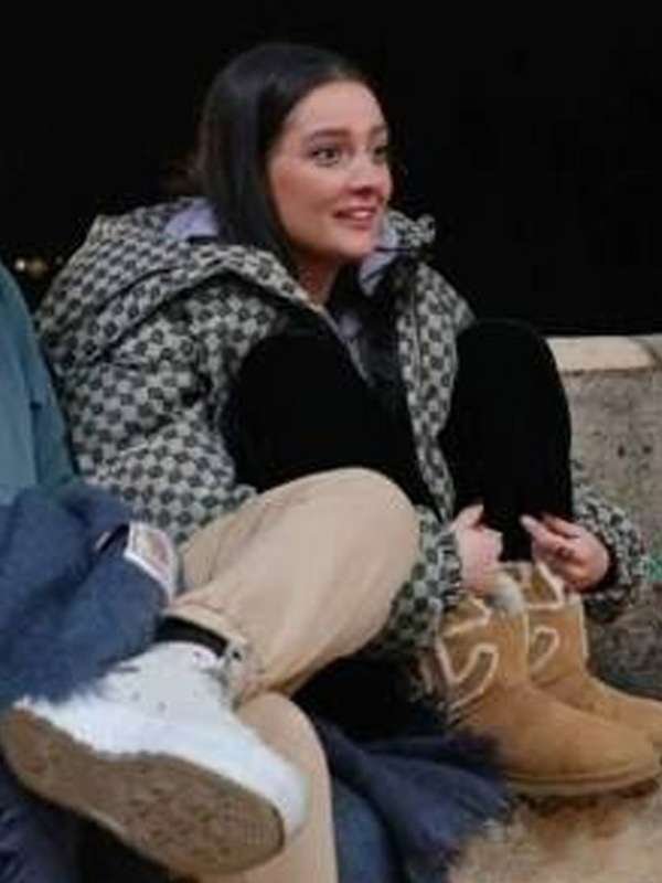 Real Girlfriends in Paris Victoria Zito Grey Black Jacket