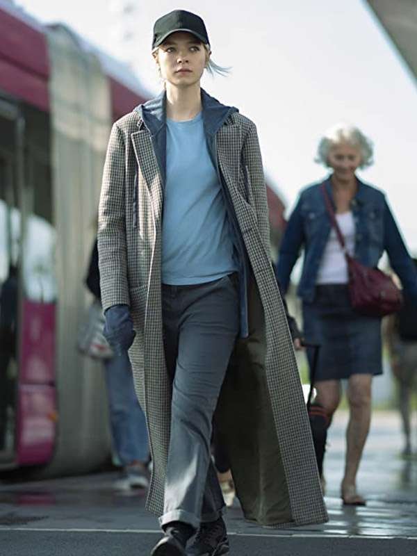 Hanna Esme Creed-Miles Gray Trench Coat