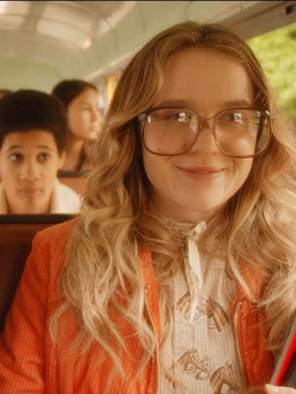 Kate Mularkey TV Series Firefly Lane Sarah Chalke Orange Jacket