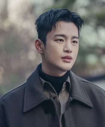 Seo In-Guk Cafe Minamdang Brown Jacket