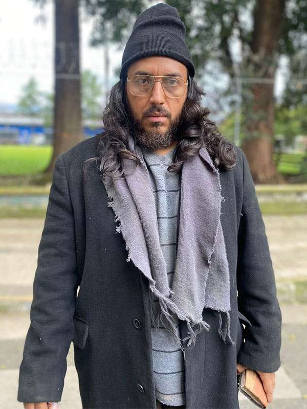 Virgilio Sara The Force of the Sea Andrés Restrepo Black Trench Coat Andrés Restrepo Sara The Force of the Sea (2022) Black Wool Coat
