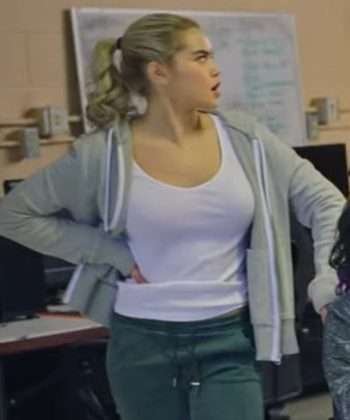 Vivian Lee 1UP 2022 Paris Berelc Gray Jacket