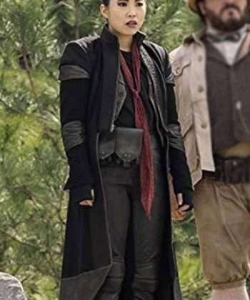 Awkwafina Jumanji The Next Level Black Coat
