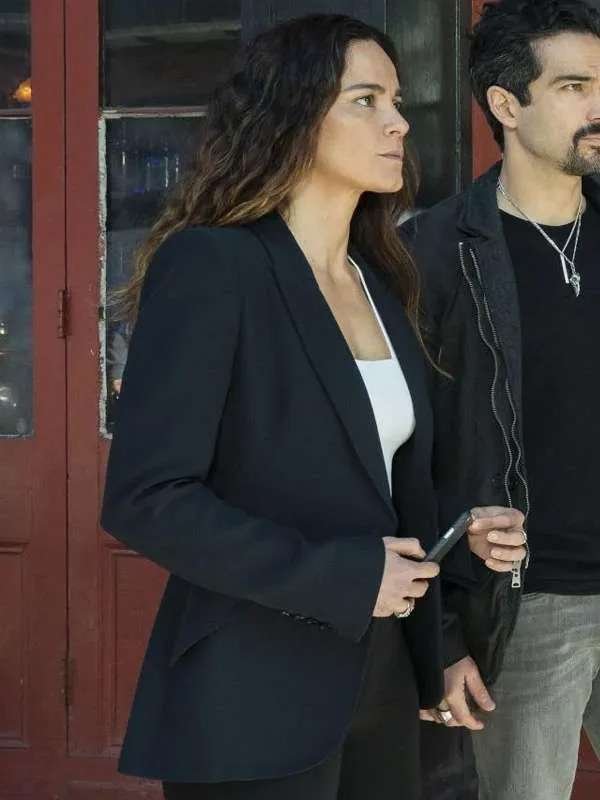 Queen of the South S04 Teresa Mendoza Black Blazer