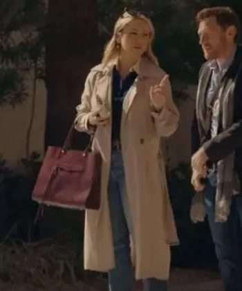 Dianne High Desert Season 01 Christine Taylor Beige Cotton Trench