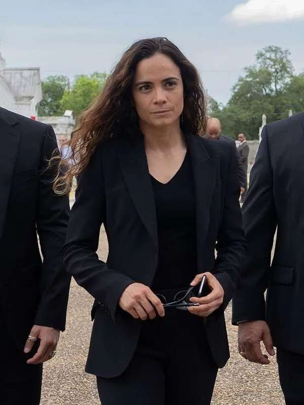 Alice Braga Queen of the South Teresa Mendoza Black Blazer