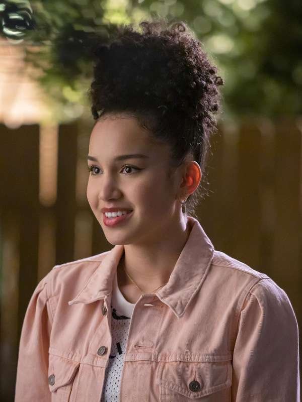 Sofia Wylie High School Musical The Series Gina Pink Cottom Jacket