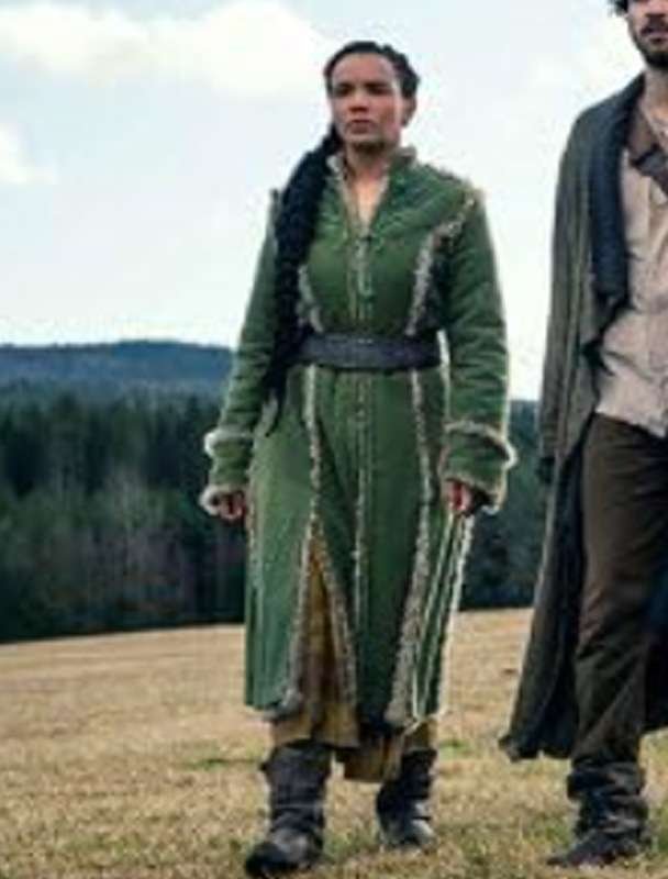 Nynaeve The Wheel Of Time Green Trench Coat