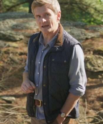 Under The Vines Season 03 Louis Blue Vest