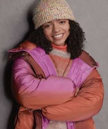 The-Naughty-Nine-Camila-Rodriguez-Jacket