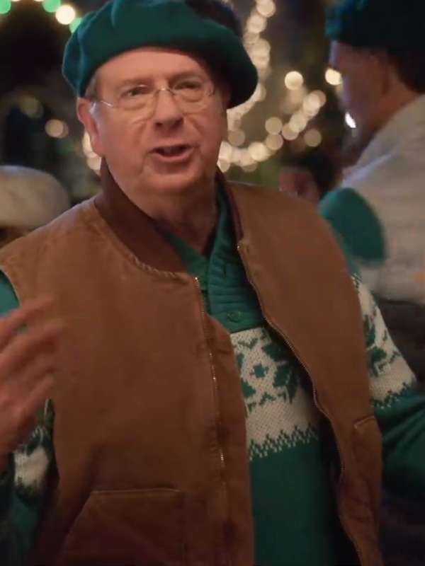 Haul-Out-The-Holly-Lit-Up-Stephen-Tobolowsky-Vest
