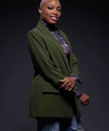 Travina-Springer-S01-Blazer