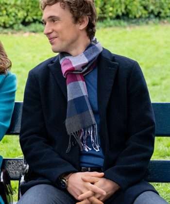 Christmas-In-Notting-Hill-William-Moseley-Coat