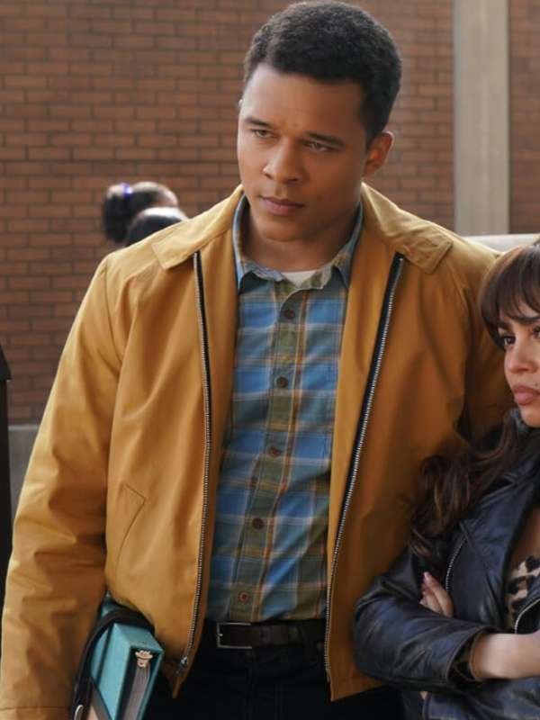 Riverdale S07 Clay Walker Yellow Jacket